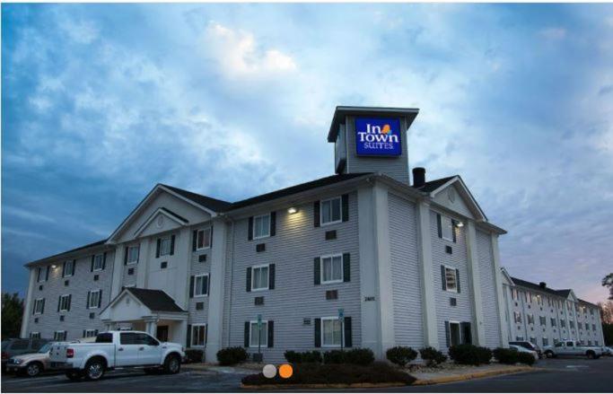 Intown Suites Extended Stay Richmond Va - Chester Exterior photo